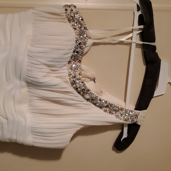 Dress - Picture 4 of 6